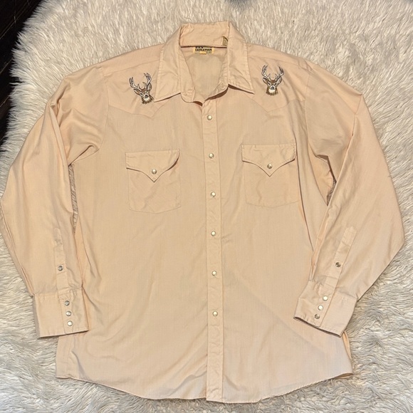 Ely Cattleman Other - Ely Cattleman Peach Embroidered Deer Western Button-Down Shirt